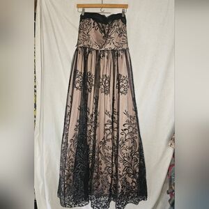 TeezeMe strapless dress Pale Pink with black lace overlay with sparkles Jr 17/18